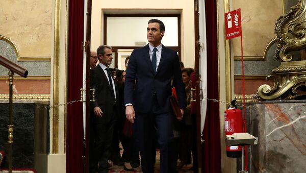 Pedro Sánchez llega a la votación de su investidura - Sputnik Mundo