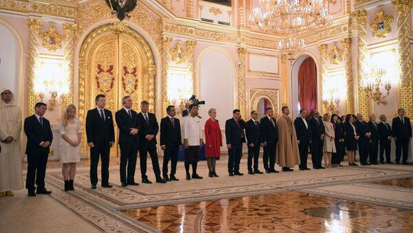La ceremonia de entrega de cartas credenciales por los embajadores en el Kremlin - Sputnik Mundo
