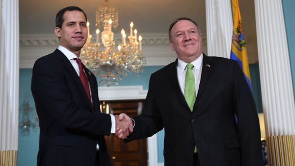 El líder opositor venezolano Juan Guaidó y el secretario de Estado de EEUU, Mike Pompeo - Sputnik Mundo