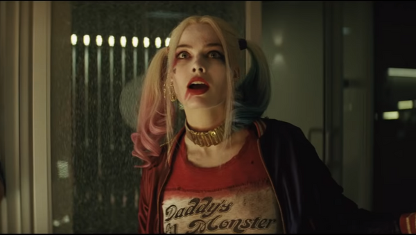 Harley Quinn interpretada por Margot Robbie en 'Escuadrón suicida' del 2016 - Sputnik Mundo