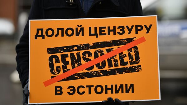 Manifestación frente a la Embajada estonia - Sputnik Mundo