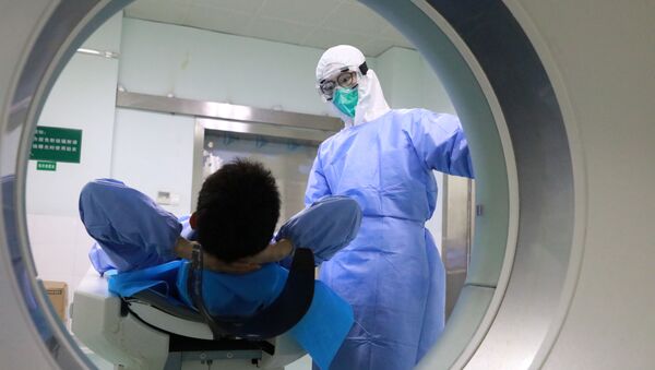 Tomografía en un hospital de Wuhan (Archivo) - Sputnik Mundo