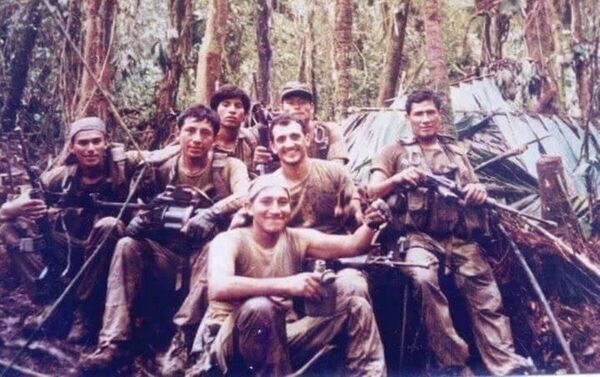 Pelotón de la Infantería de Marina peruana en el Cenepa - Sputnik Mundo