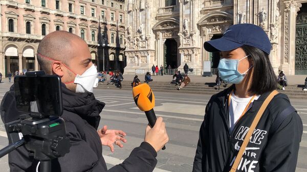 Milán le hace frente al coronavirus: Quien tiene miedo, muere primero | Vídeo Milán le hace frente al coronavirus: Quien tiene miedo, muere primero | Vídeo - Sputnik Mundo