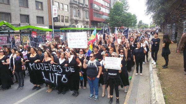 Las heroínas del estallido social en Chile Las heroínas del estallido social en Chile - Sputnik Mundo