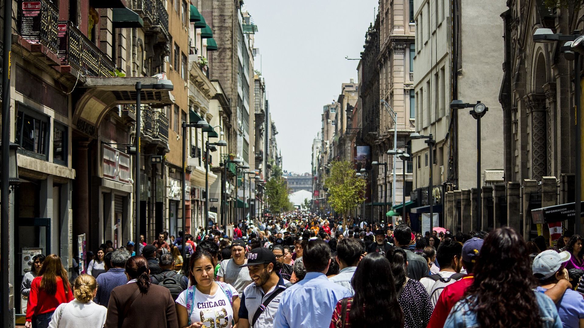 Una calle en Ciudad de México. Imagen referencial - Sputnik Mundo, 1920, 13.02.2021