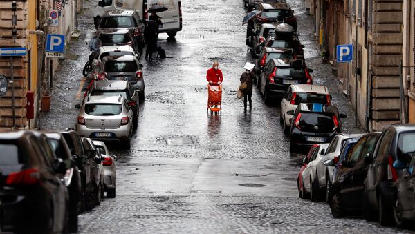 Una calle en Roma durante la cuarentena por coronavirus - Sputnik Mundo