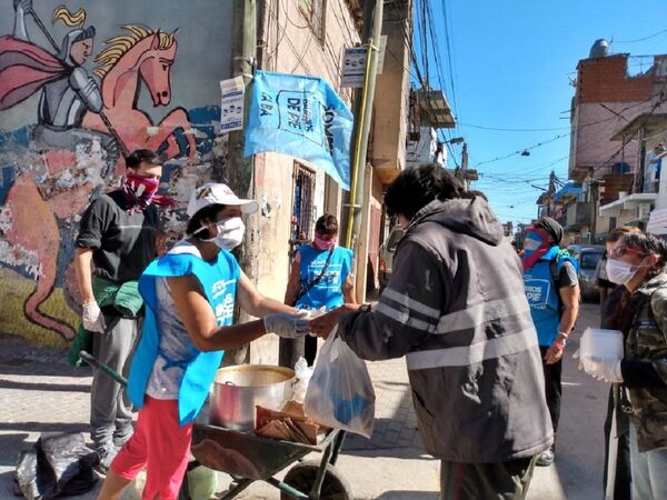 Argentina: en los barrios pobres no hay lugar para la cuarentena estricta Argentina: en los barrios pobres no hay lugar para la cuarentena estricta - Sputnik Mundo