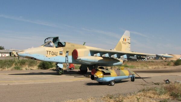 Un Su-25 de la Fuerza Aérea de la República de Chad - Sputnik Mundo