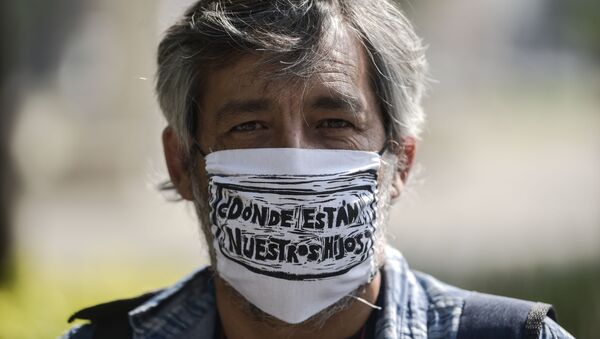 Protesta contra la desaparición forzosa en México - Sputnik Mundo