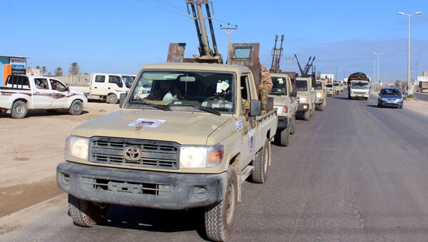 Vehículos militares en Libia - Sputnik Mundo