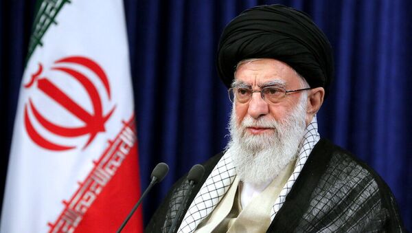 Ayatolá Alí Jameneí, líder supremo de Irán - Sputnik Mundo