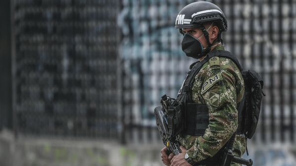 Un policía colombiano, imagen referencial - Sputnik Mundo