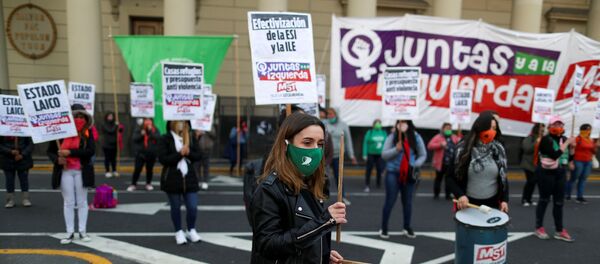 Manifestación del movimiento feminista Ni Una Menos en Buenos Aires, Argentina Manifestación del movimiento feminista Ni Una Menos en Buenos Aires, Argentina - Sputnik Mundo
