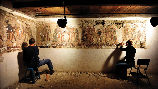 El trabajo de conservación de murales encontrados en Chajul - Sputnik Mundo