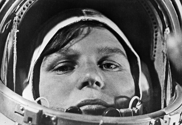 Valentina Tereshkova, la primera mujer cosmonauta de la historia - Sputnik Mundo