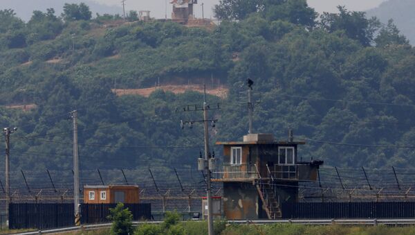 Punto de vigilancia norcoreano cerca de la zona desmilitarizada en la frontera con el Sur - Sputnik Mundo