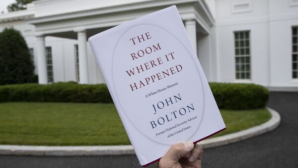 Libro John Bolton - Sputnik Mundo