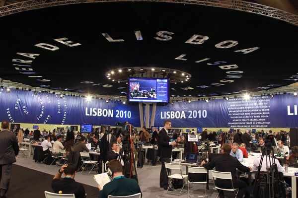 La cumbre de la OTAN de Lisboa. - Sputnik Mundo