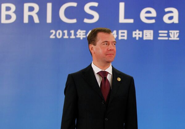 Medvédev manifiesta rechazo de Grupo BRICS a libre interpretación de mandato de ONU - Sputnik Mundo