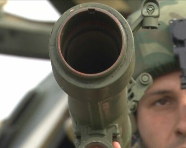 MAKS-2011 exhibe un nuevo equipamiento para el soldado ruso del futuro - Sputnik Mundo