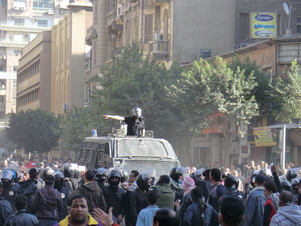 Nueva ola de violencia azota Egipto - Sputnik Mundo