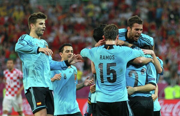 España avanza a cuartos de Eurocopa 2012 tras eliminar a Croacia  - Sputnik Mundo