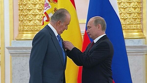 Putin condecora al rey Juan Carlos I de España con premio estatal ruso - Sputnik Mundo