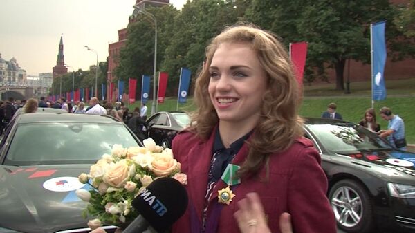 Flamantes autos para los medallistas rusos - Sputnik Mundo