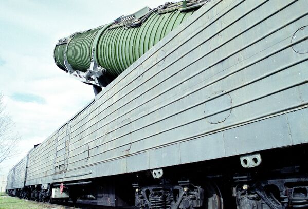 El sistema ferroviario de misiles intercontinentales - Sputnik Mundo