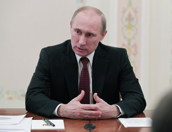 Putin se plantea cambiar la Constitución para elegir a senadores por sufragio directo - Sputnik Mundo
