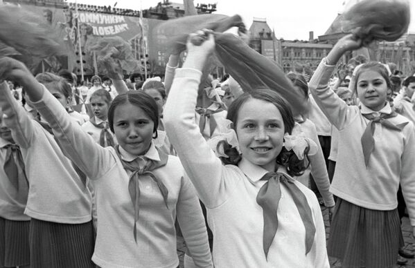La Unión Soviética de años 1970: pioneros, discos y el Primero de Mayo - Sputnik Mundo