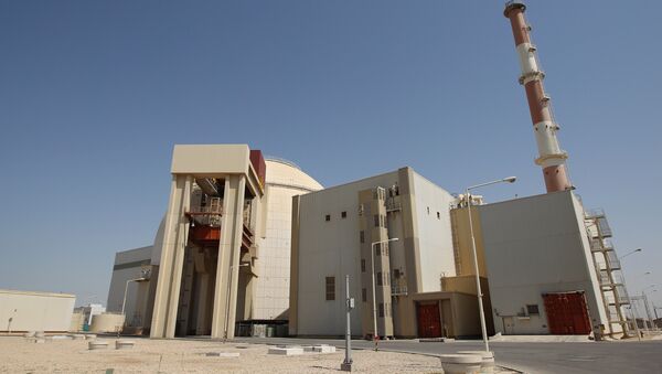 La primera central nuclear iraní de Bushehr - Sputnik Mundo