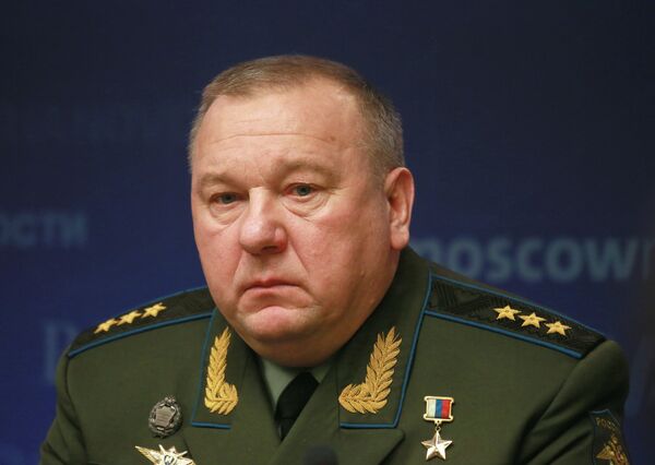 Comandante de las Tropas Aerotransportadas de Rusia, general Vladímir Shamánov. - Sputnik Mundo