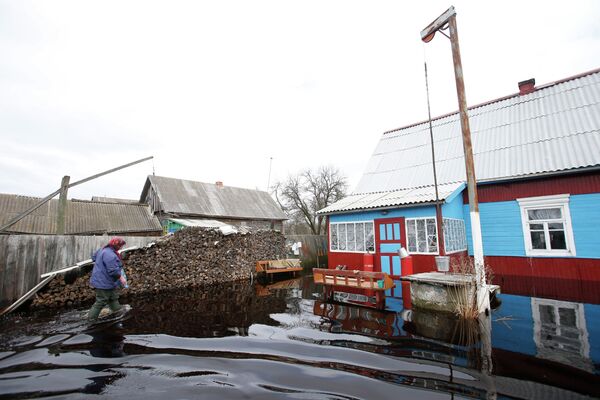 Fuertes inundaciones azotan la parte sureste de Bielorrusia - Sputnik Mundo