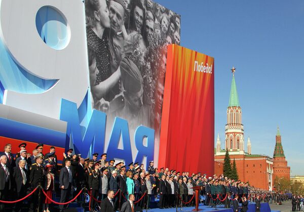 Rusia conmemora la derrota del nazismo con el gran Desfile de la Victoria en la Plaza Roja - Sputnik Mundo