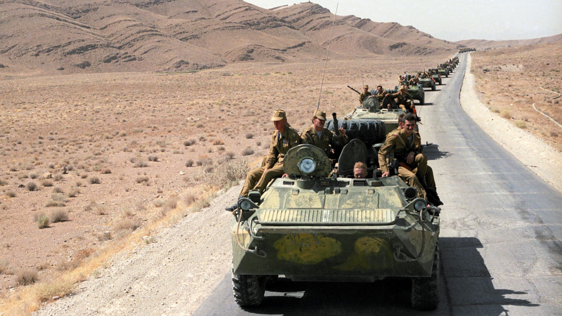 La retirada de las tropas soviéticas de Afganistán en 1988 - Sputnik Mundo, 1920, 15.05.2023
