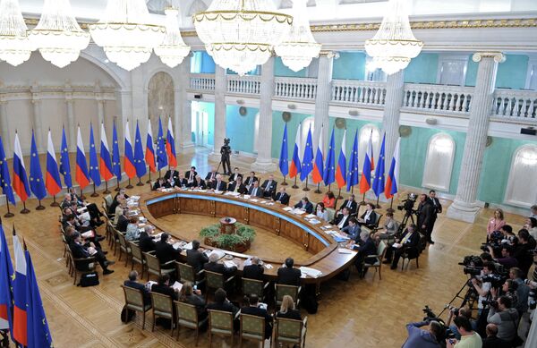 La XXXI Cumbre Rusia-Unión Europea en Ekaterimburgo (los Urales) - Sputnik Mundo