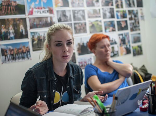 La activista del movimiento ucraniano Femen, Alexandra Shevchenko - Sputnik Mundo