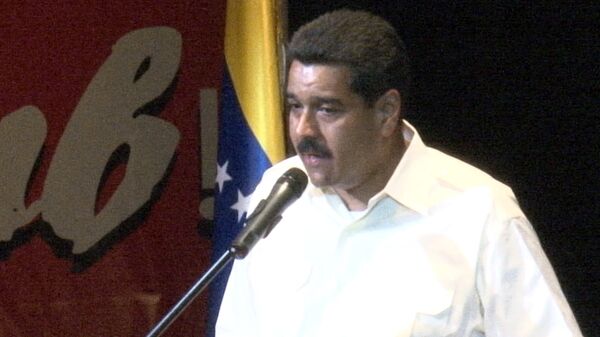 Maduro asiste a velada en memoria a Chávez e inaugura calle en su honor en Moscú - Sputnik Mundo