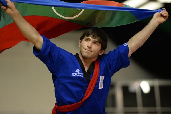 El ruso Laipanov gana medalla de oro en lucha en cinturones en Kazán - Sputnik Mundo