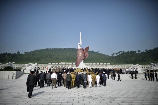 Pyongyang permite la entrada a un veterano estadounidense de la guerra de Corea - Sputnik Mundo