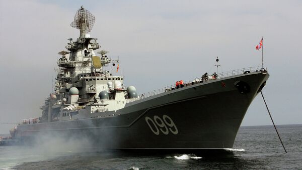 El crucero ruso Pedro el Grande zarpa rumbo al Atlántico para misión de patrullaje - Sputnik Mundo