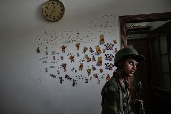 Combates entre el Ejército y los islamistas en las afueras de Damasco - Sputnik Mundo