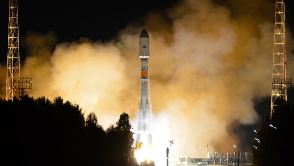 Lanzamiento del cohete portador Soyuz 2.1b (archivo) - Sputnik Mundo