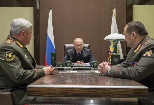 Putin designa nuevos representantes en Siberia y el Cáucaso del Norte - Sputnik Mundo