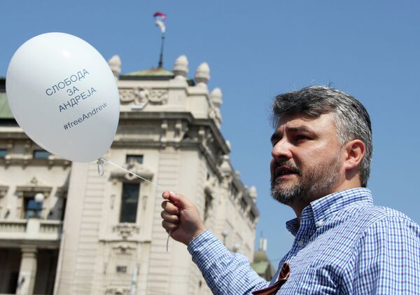 Belgrado apoya reclamo por el reportero Stenin, desaparecido en Ucrania - Sputnik Mundo