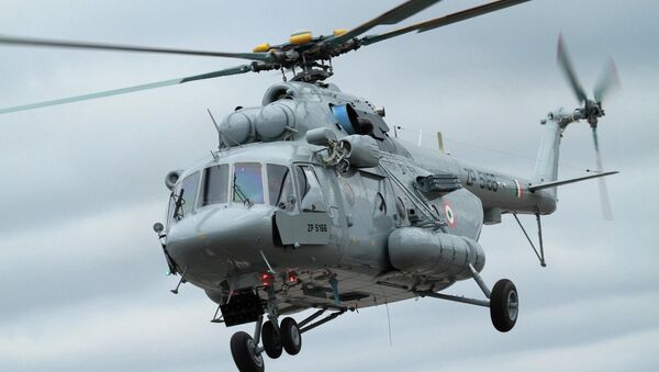 Helicóptero militar de transporte Mi-17 - Sputnik Mundo