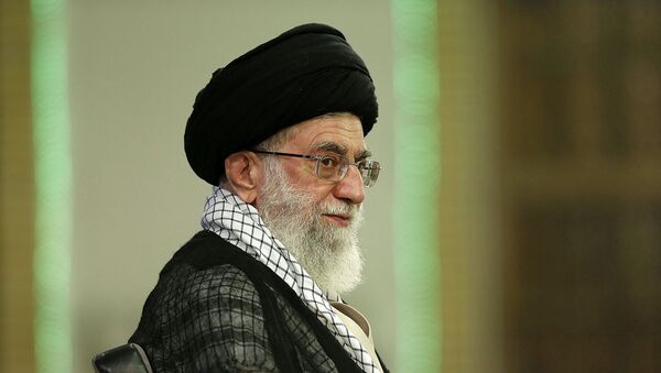 Líder supremo de Irán, el ayatolá Alí Jameneí - Sputnik Mundo
