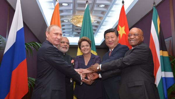 Líderes de los países BRICS, Vladímir Putin, Narendra Modi, Dilma Rousseff, Xi Jinping y Jacob Zuma - Sputnik Mundo